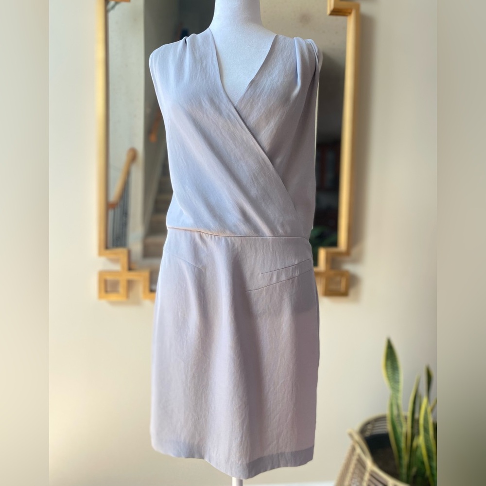 🆕 Banana Republic Gray Sleeveless Surplice Twist back Strap Dress 4P